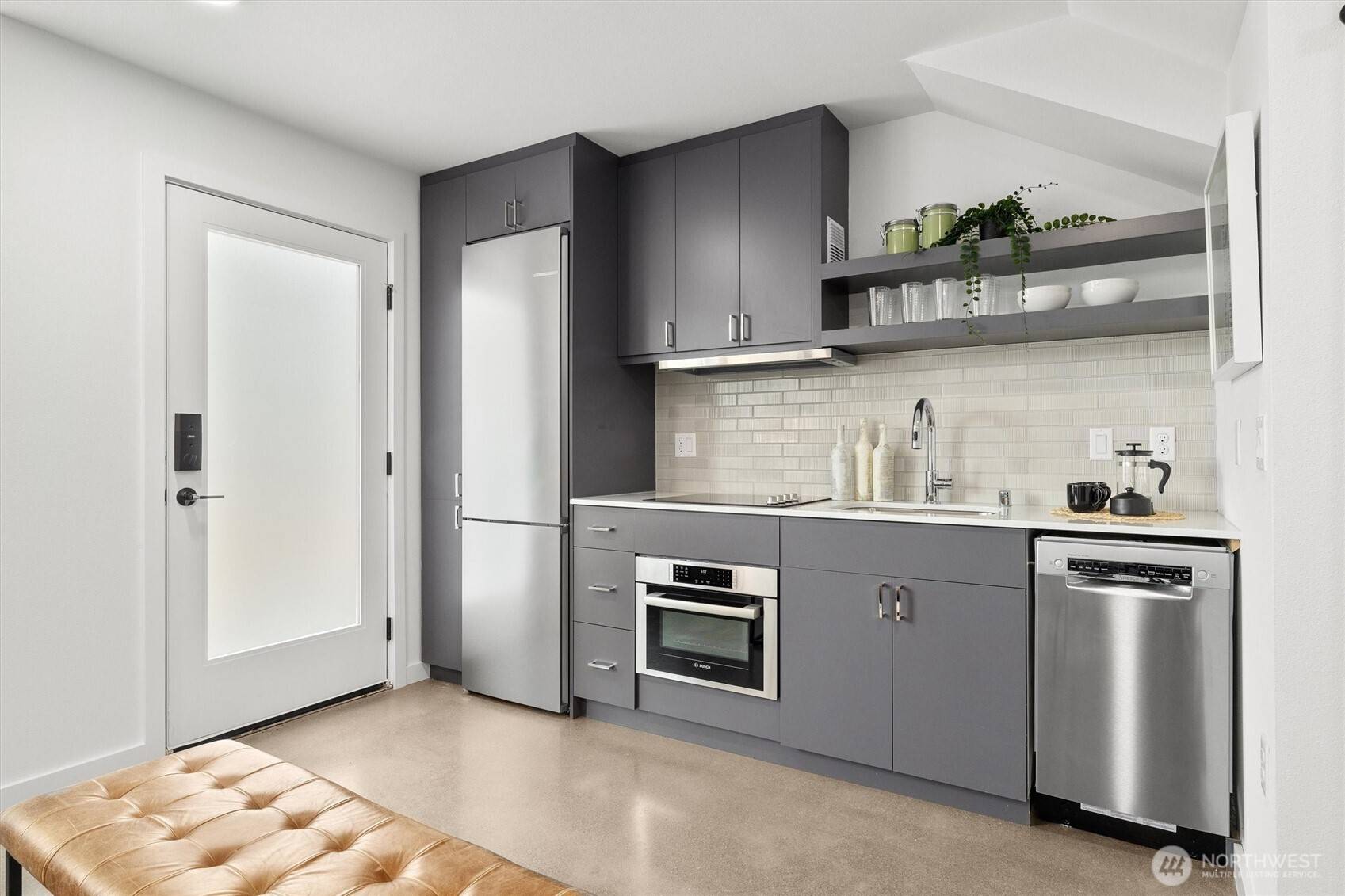 Seattle, WA 98108,907 S Warsaw ST