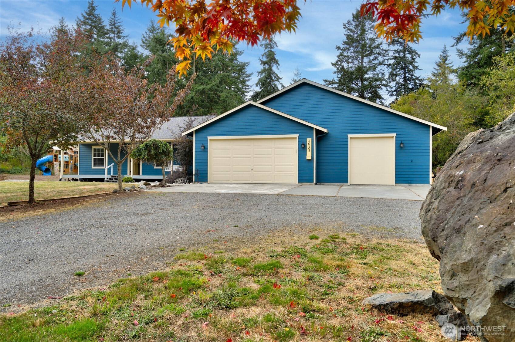 Oak Harbor, WA 98277,2033 Navy LN