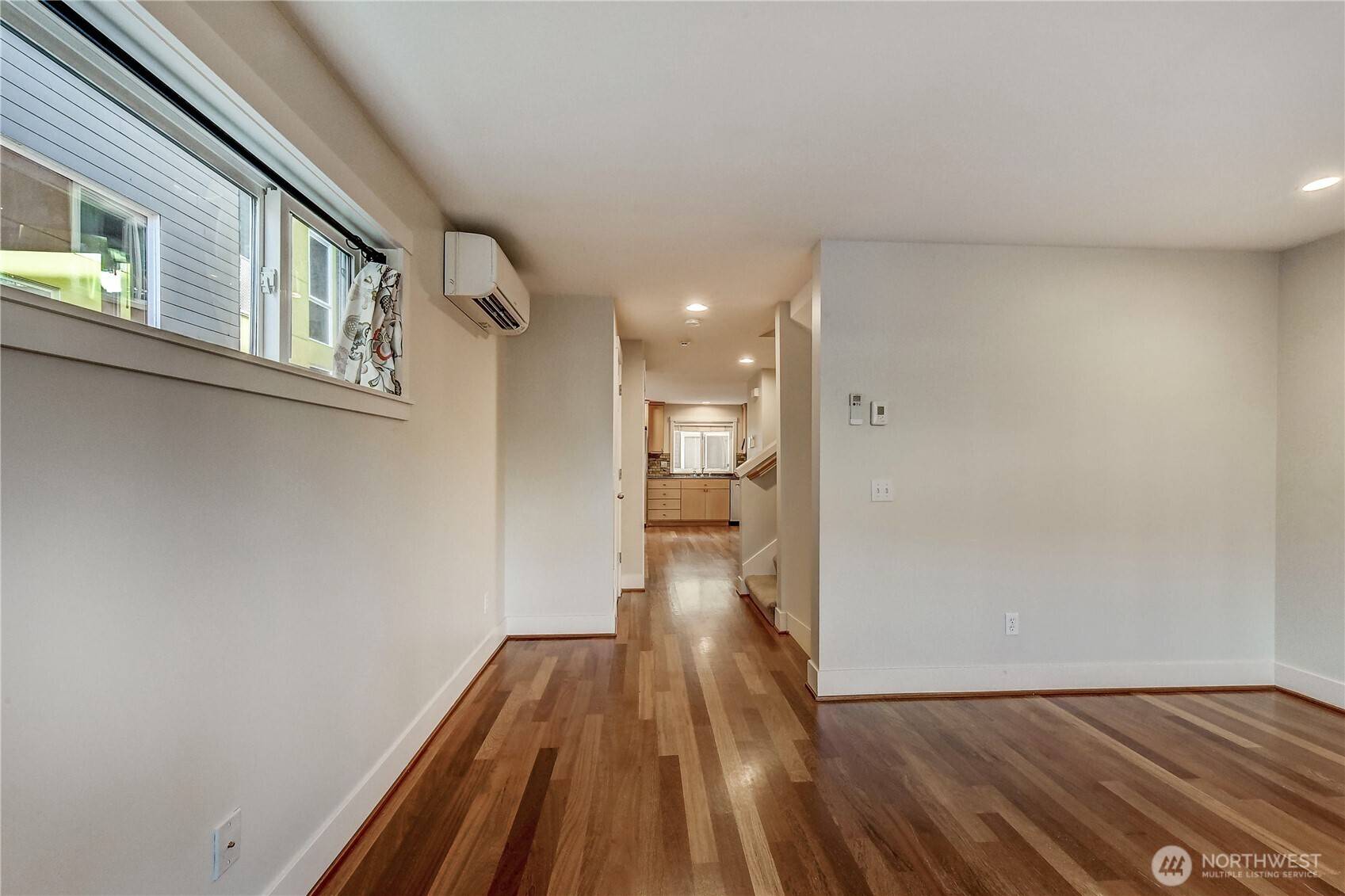 Seattle, WA 98122,1619 14th AVE #B