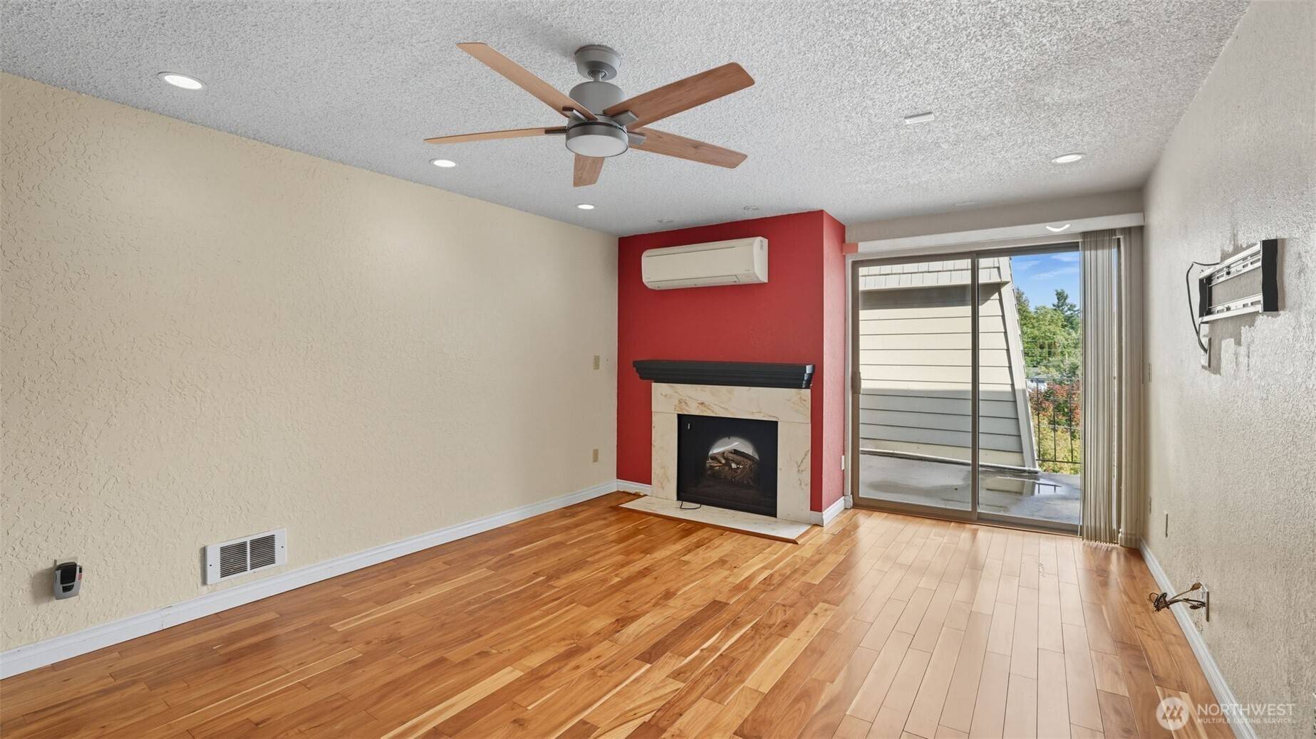 Renton, WA 98057,437 Williams AVE N #201