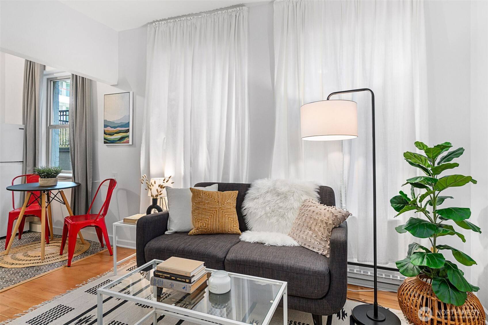 Seattle, WA 98109,7 Harrison ST #26