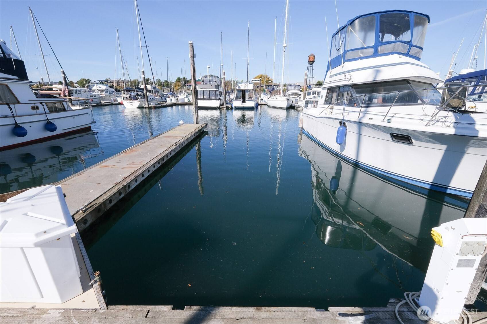 Blaine, WA 98230,9540 Semiahmoo Pkwy #J-6