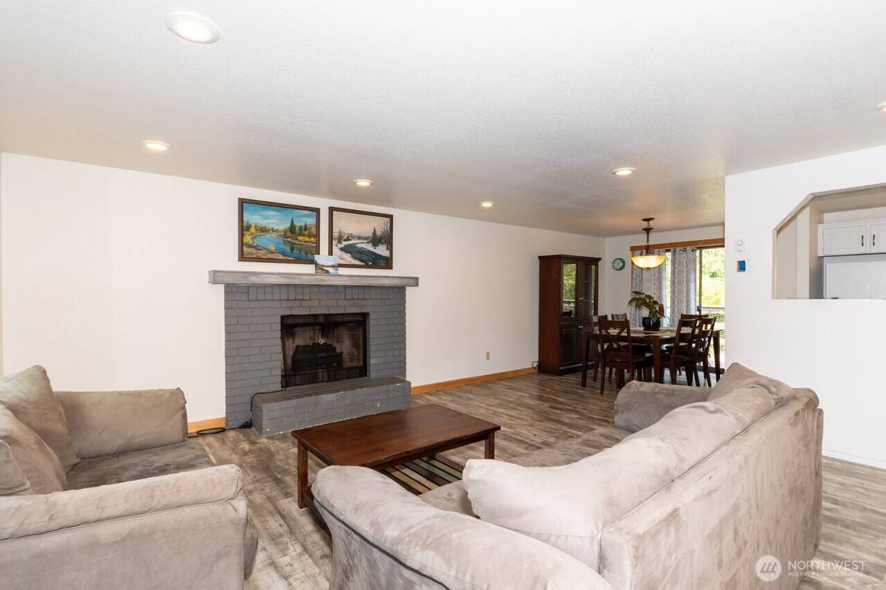 Port Angeles, WA 98362,3903 Nygren PL