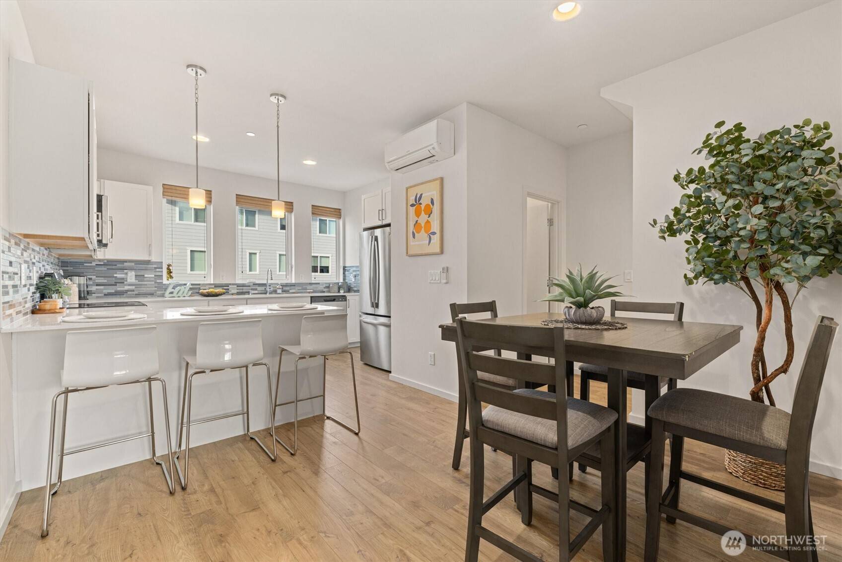 Edmonds, WA 98026,5118 164th ST SW #C6