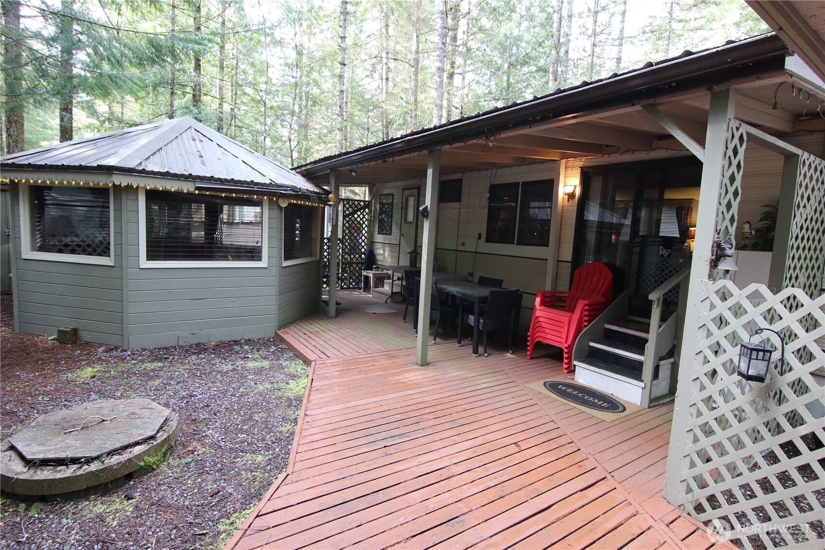 Maple Falls, WA 98244,178 4 Christmas Tree CIR