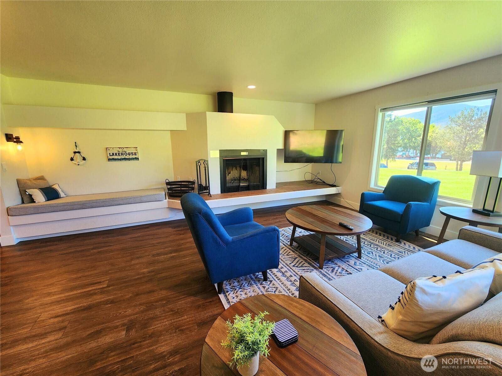 Manson, WA 98831,1 Lodge 601-M