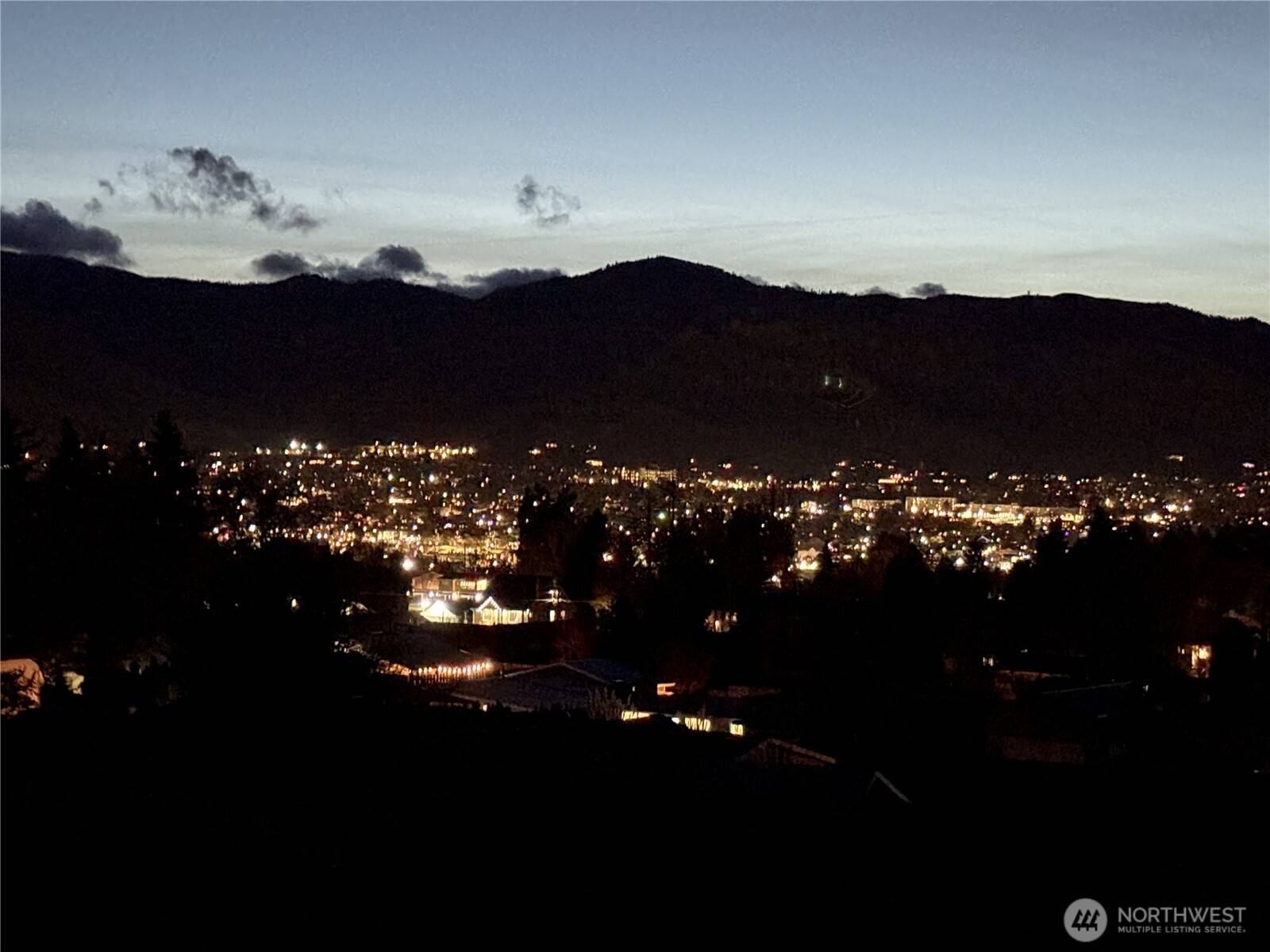 East Wenatchee, WA 98802,1352 Eastmont AVE ##15