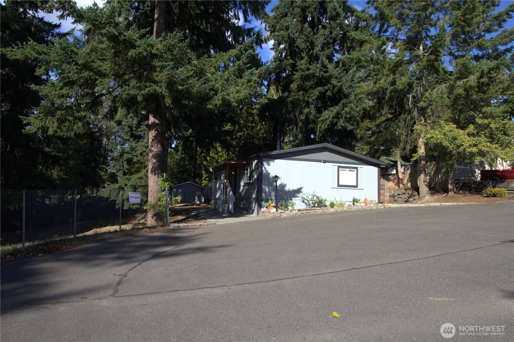 Federal Way, WA 98003,2402 S 370th PL