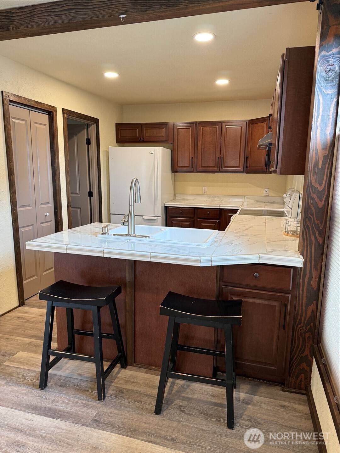 Roslyn, WA 98941,204 W Pennsylvania AVE #4