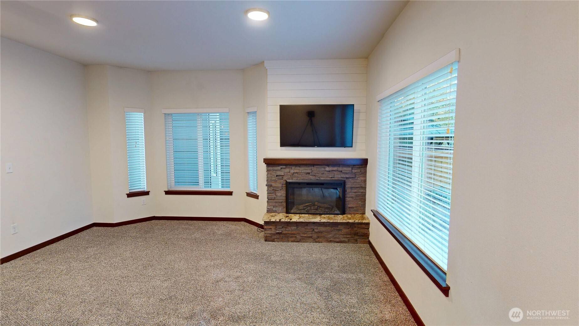 Granite Falls, WA 98252,419 Penny AVE