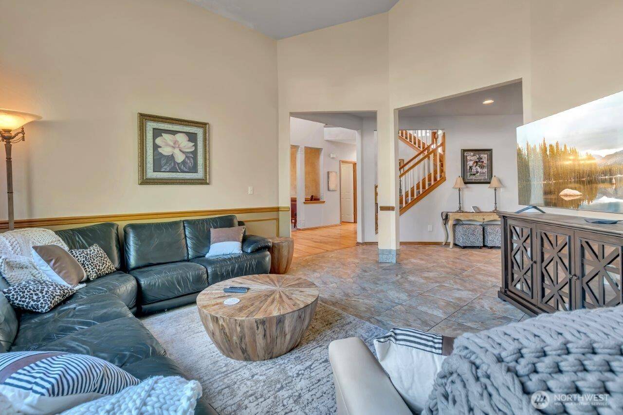 Lake Tapps, WA 98391,2517 173rd Avenue Ct E