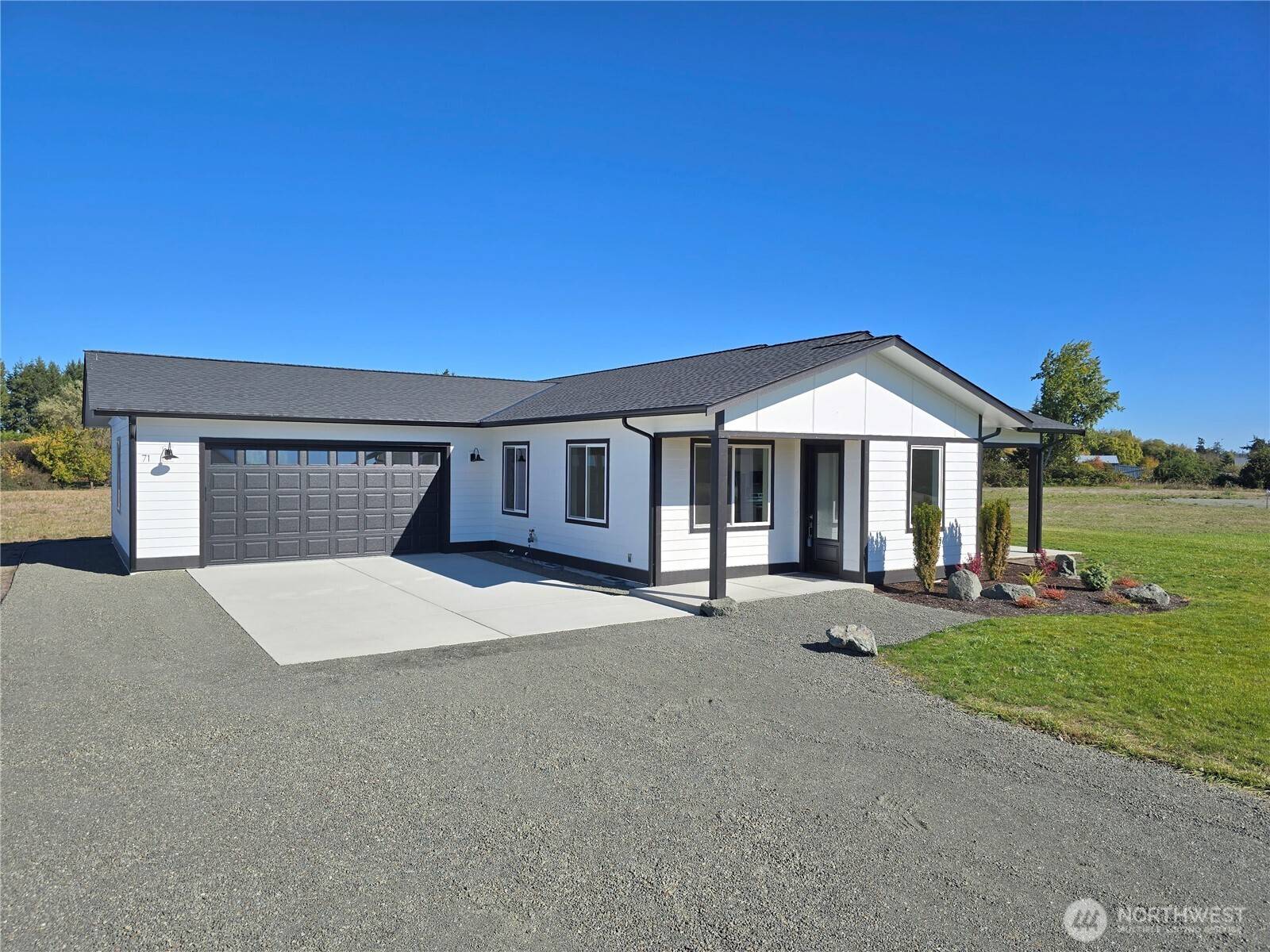 Sequim, WA 98382,71 Falconcrest CT