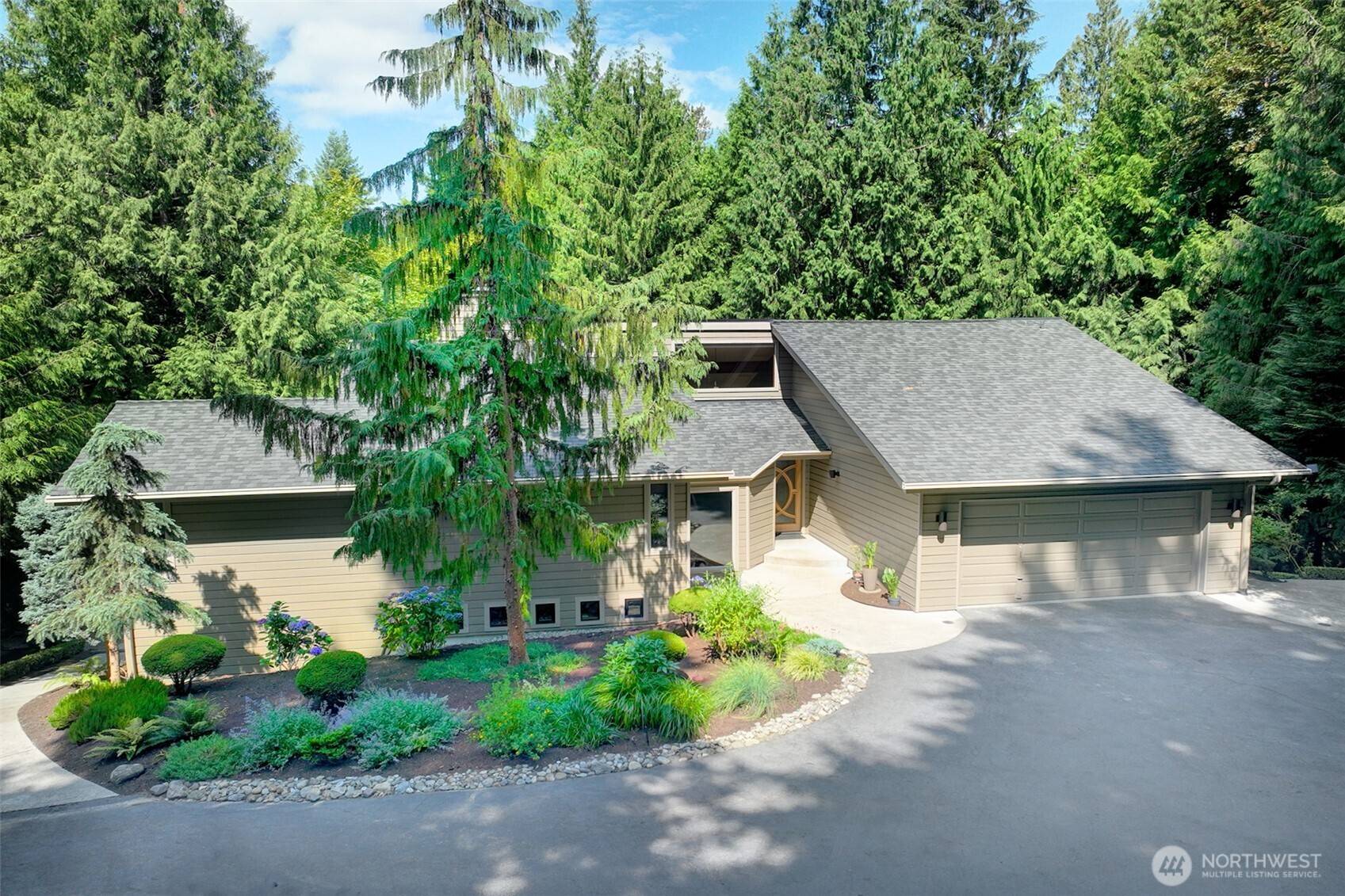 Sammamish, WA 98075,19622 SE 19th ST
