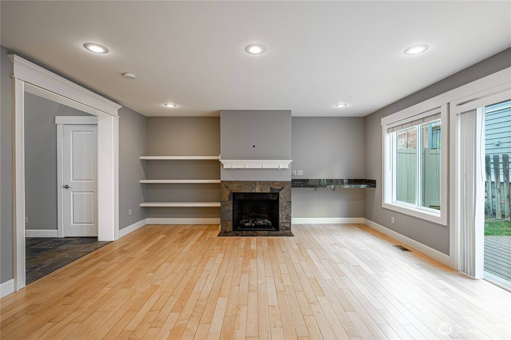 Chelan, WA 98816,104 Vineyard LN #5A