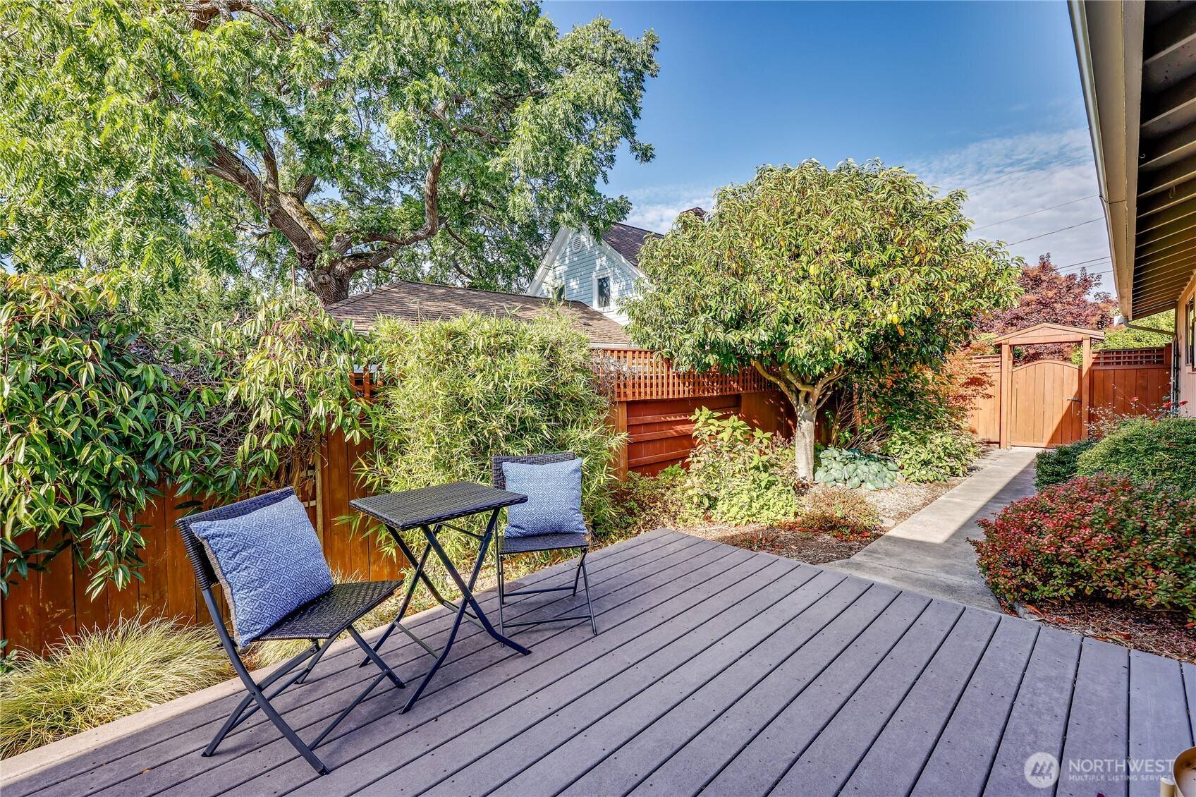 Port Townsend, WA 98368,1815 Lawrence ST