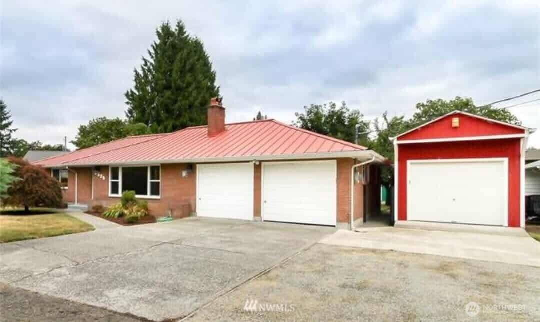 Fife, WA 98424,2525 Circle DR E