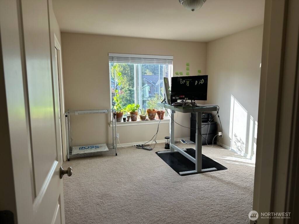 Sammamish, WA 98074,22332 NE 6th CT