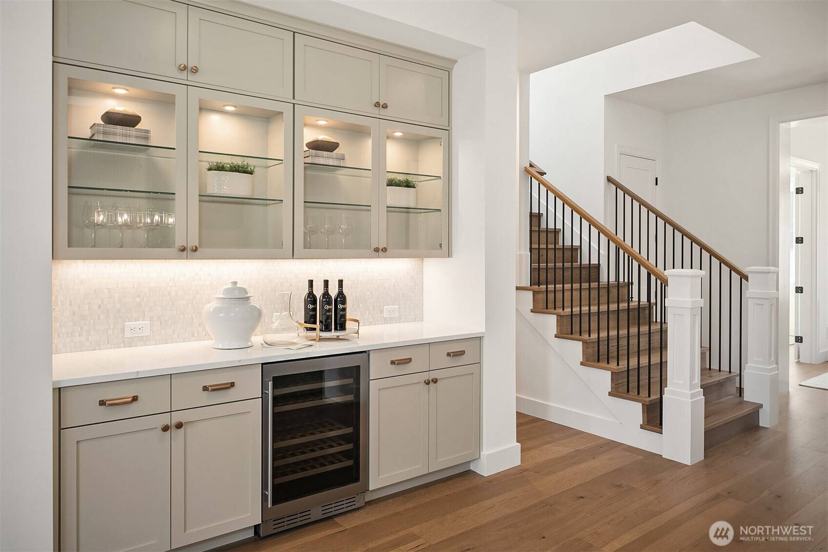 Redmond, WA 98052,3740 172nd AVE NE