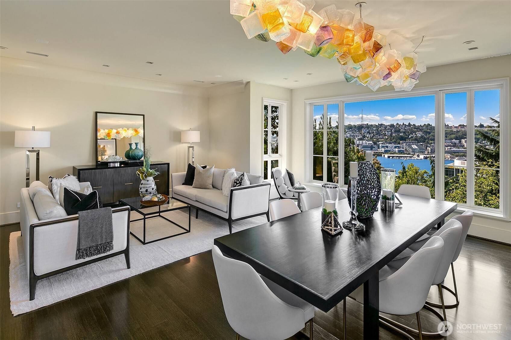 Seattle, WA 98102,1065 Summit AVE E