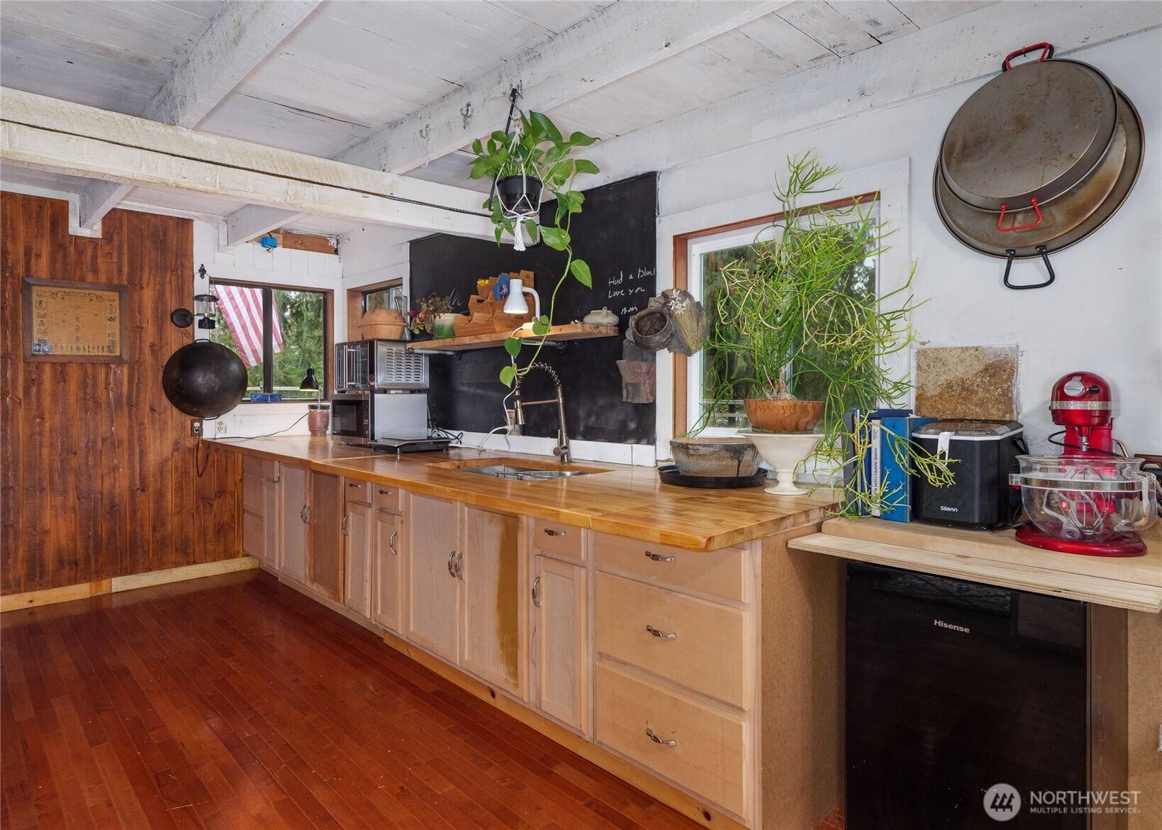 Sequim, WA 98382,789 Marshall RD