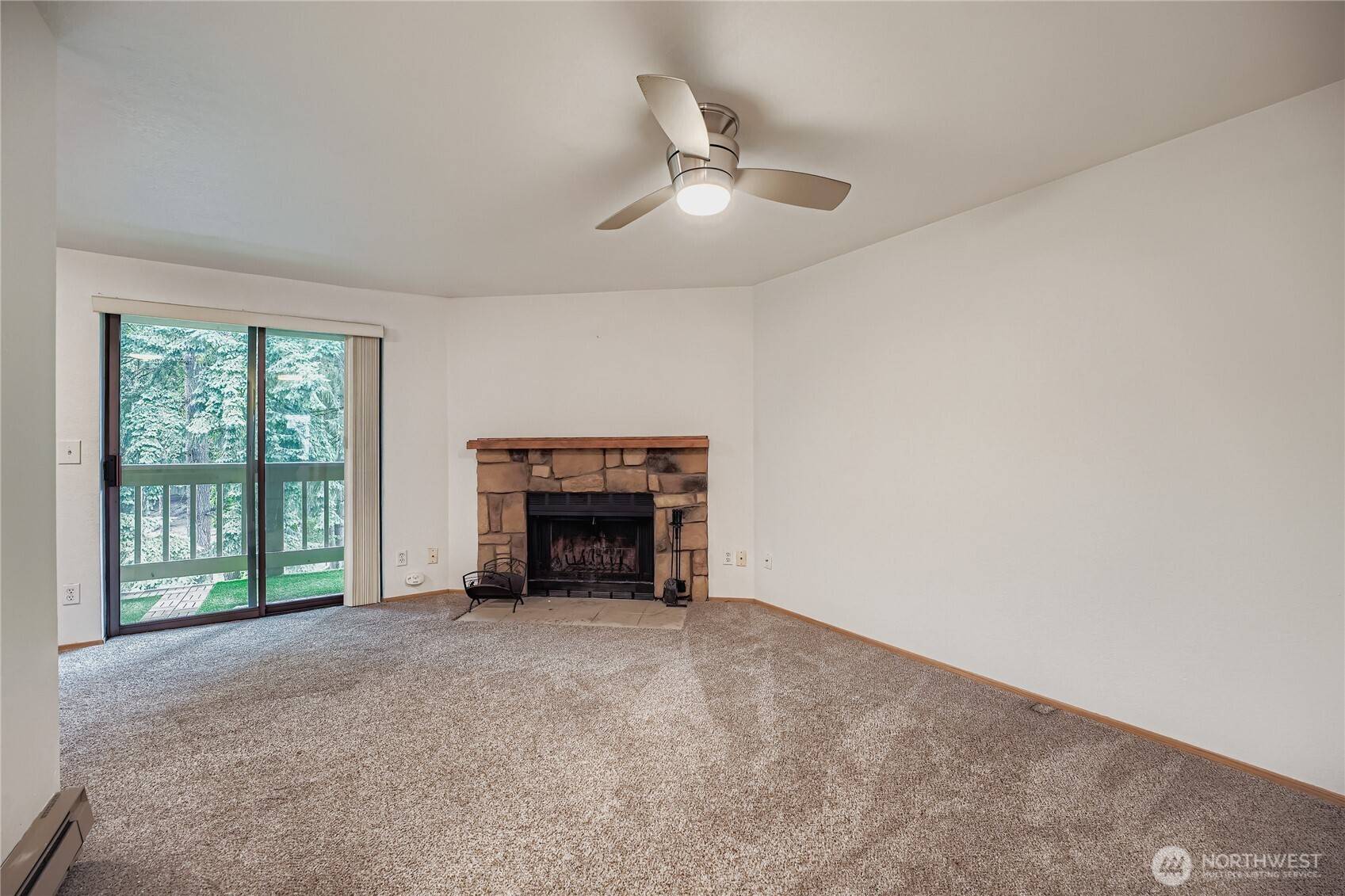 Renton, WA 98058,17419 119th LN SE #E31