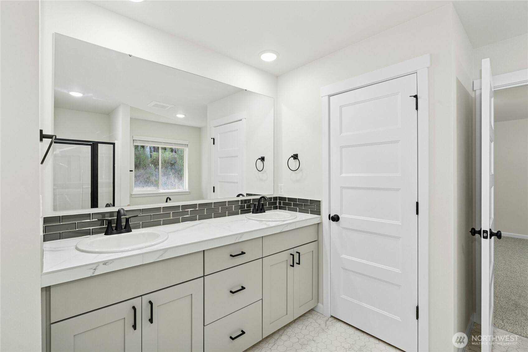 Yelm, WA 98597,9889 Merrick ST SE #380