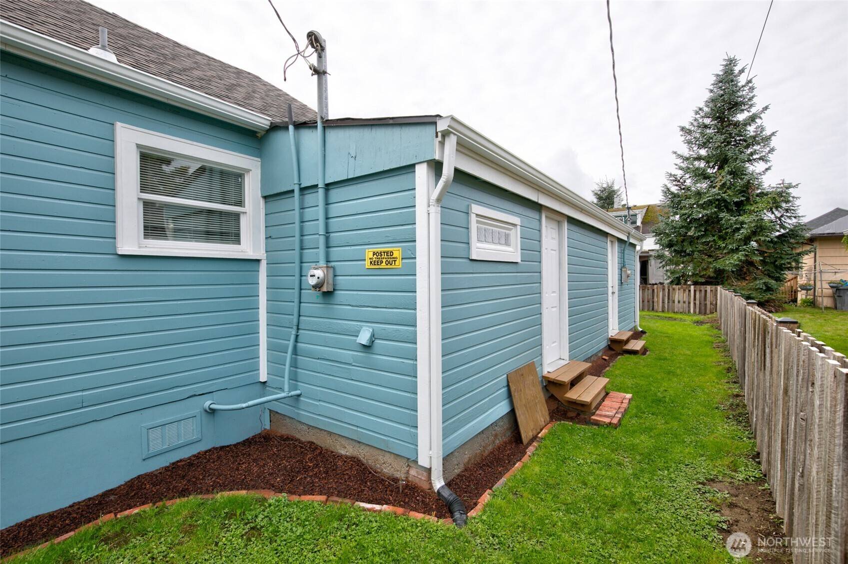 Hoquiam, WA 98550,909 Wood AVE