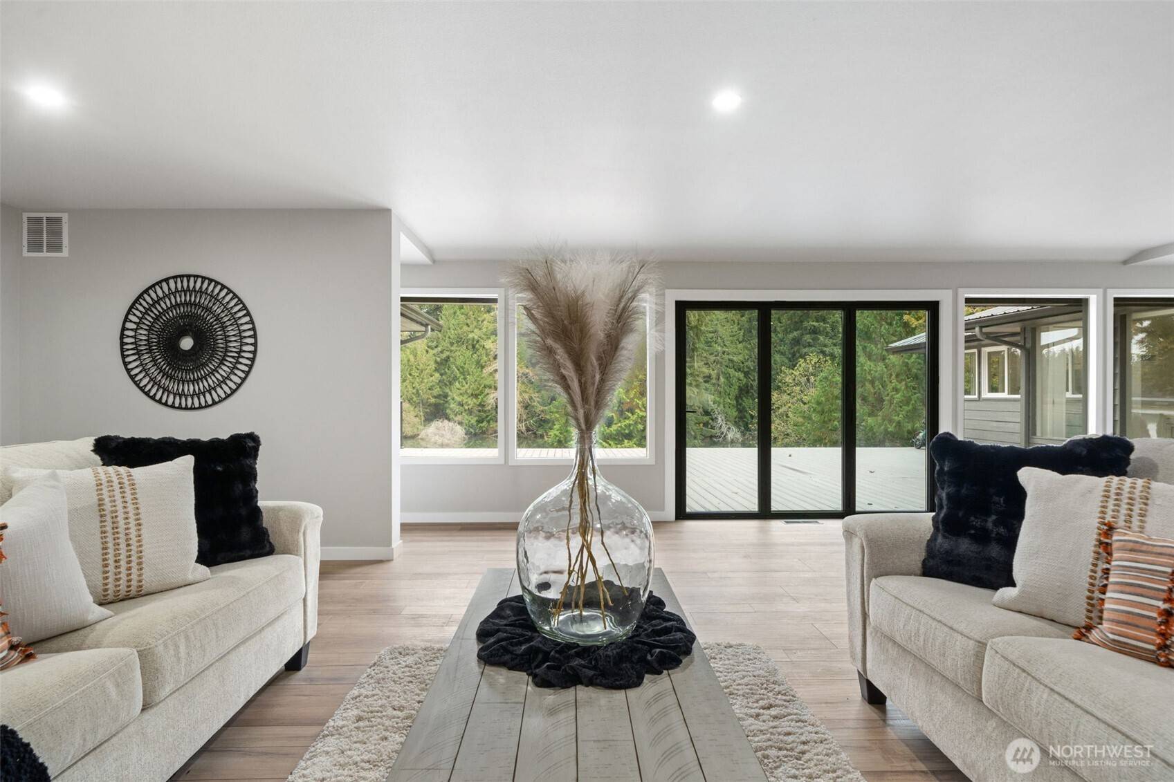 Kingston, WA 98346,27582 State Highway 104 NE