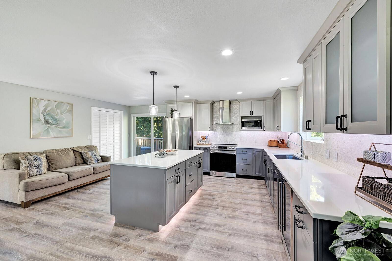 Sequim, WA 98382,312 El Camino DR