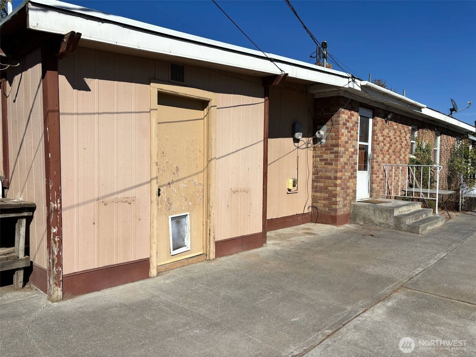 Moses Lake, WA 98837,1138 W Columbia