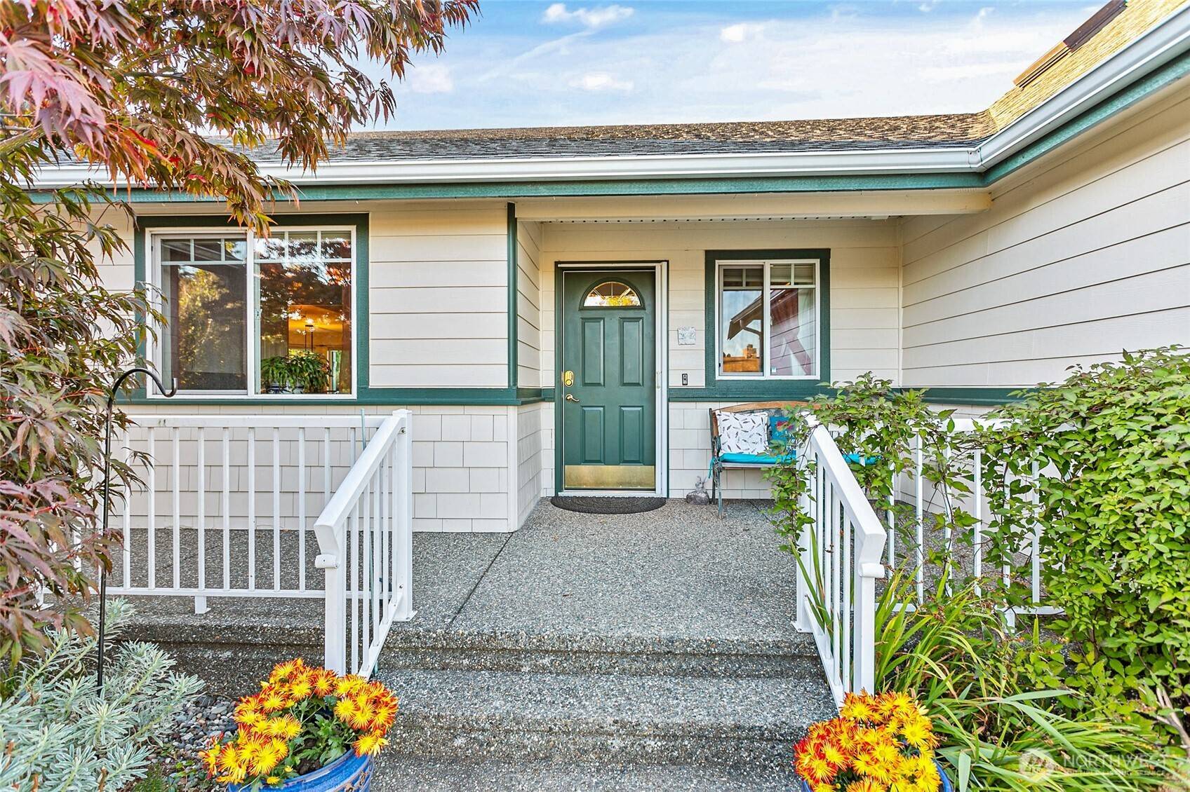 Blaine, WA 98230,8137 Cowichan RD