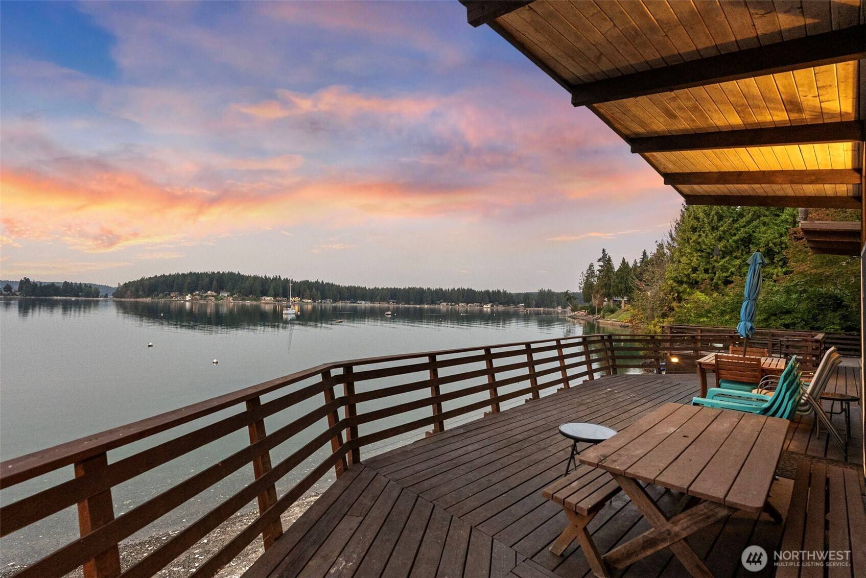 Gig Harbor, WA 98335,115 Alder DR NW