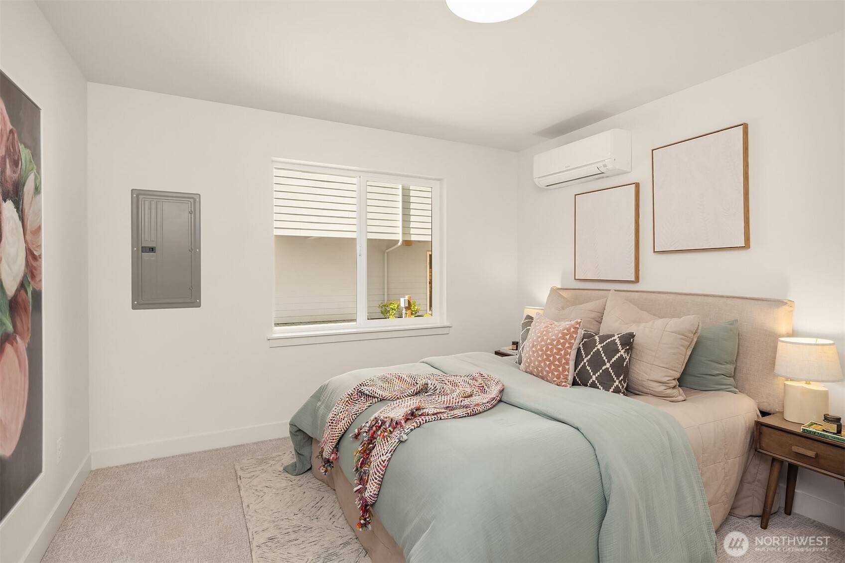 Seattle, WA 98103,1615 N 50th ST #C