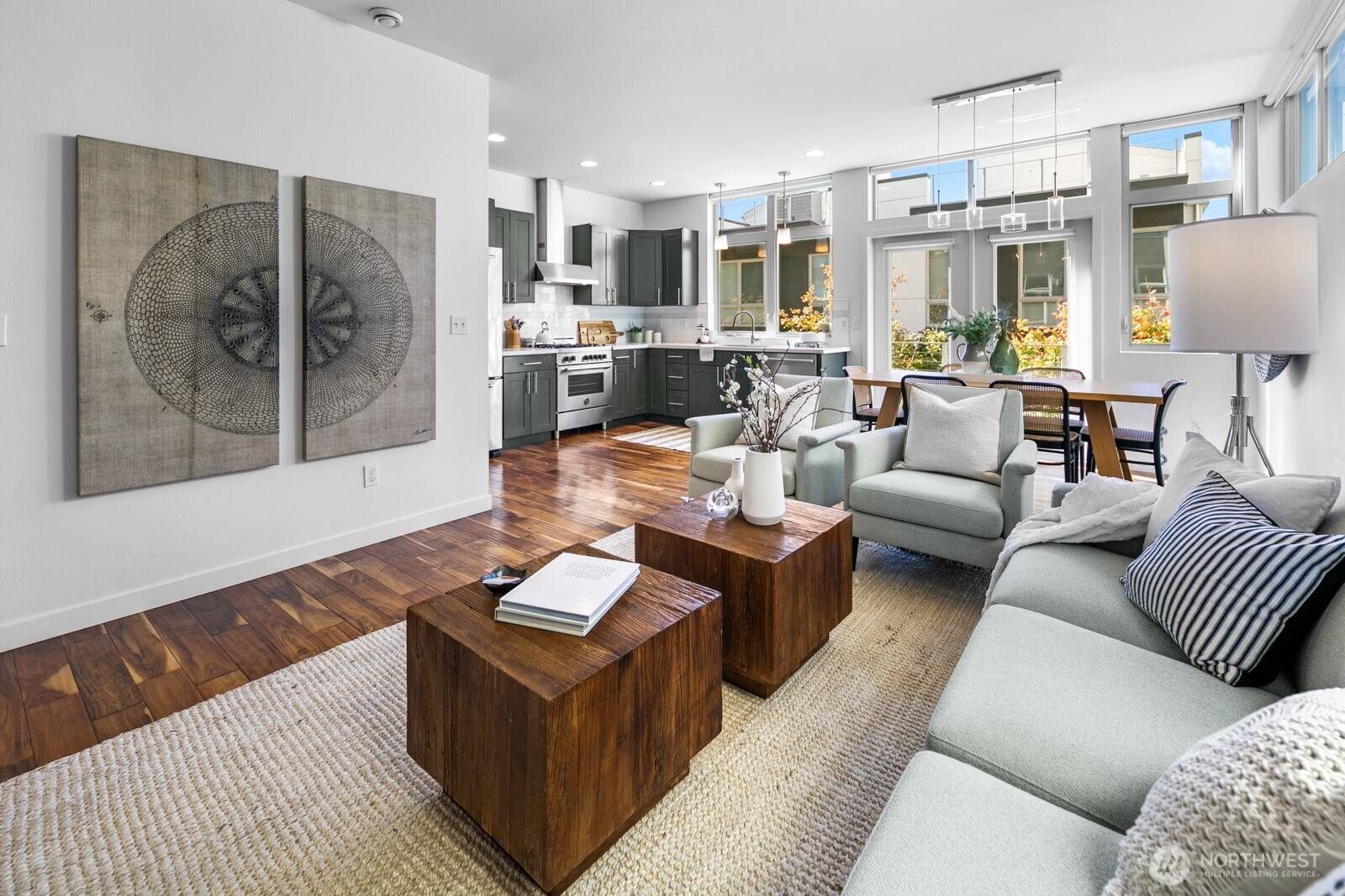 Seattle, WA 98119,2808 14th AVE W #B