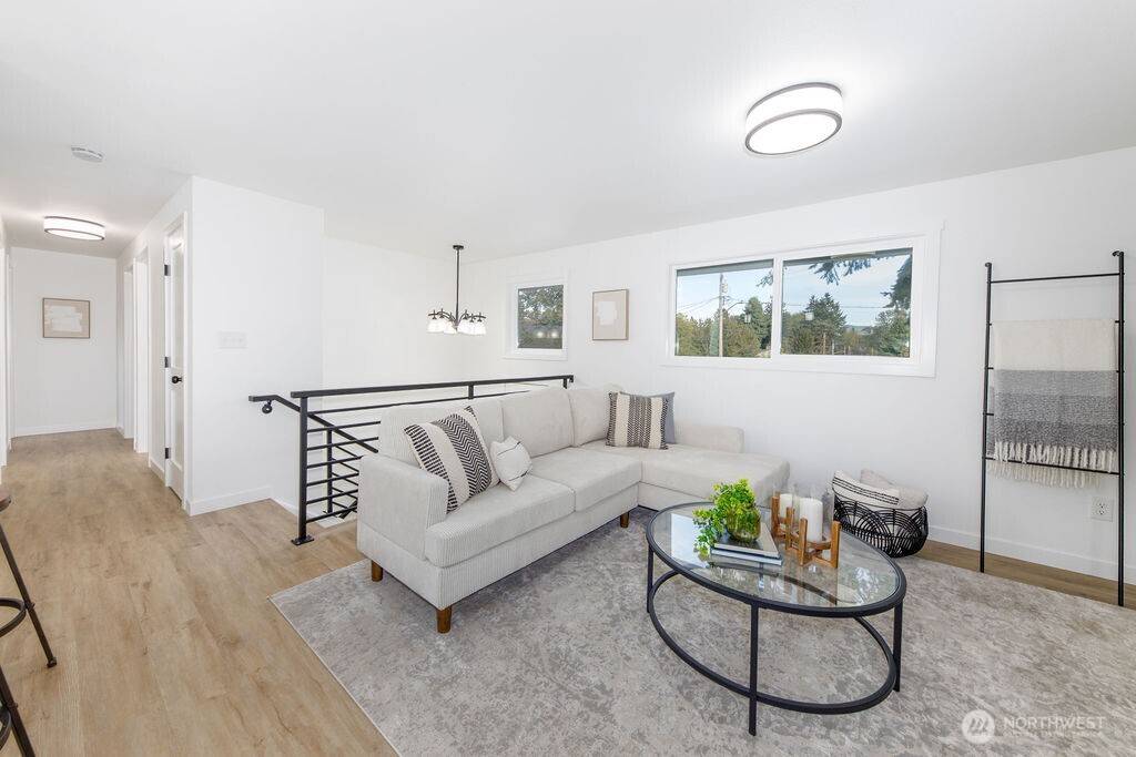 Renton, WA 98059,1103 Vashon CT NE