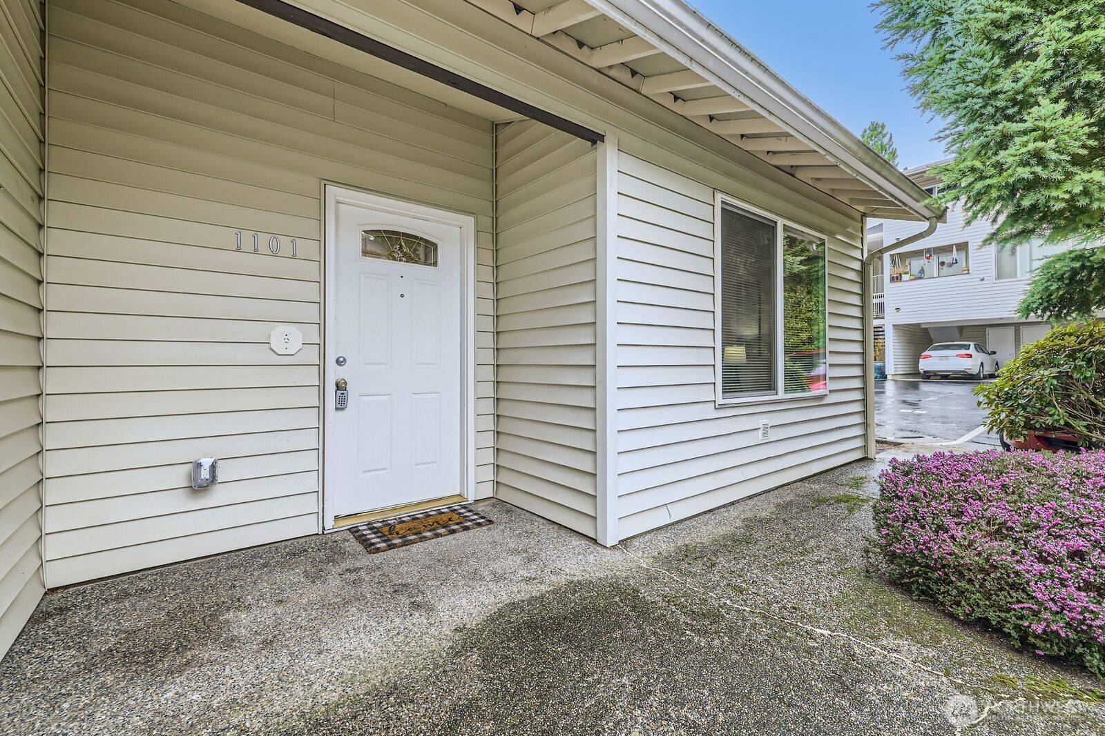 Mountlake Terrace, WA 98155,20301 19th AVE NE #1101