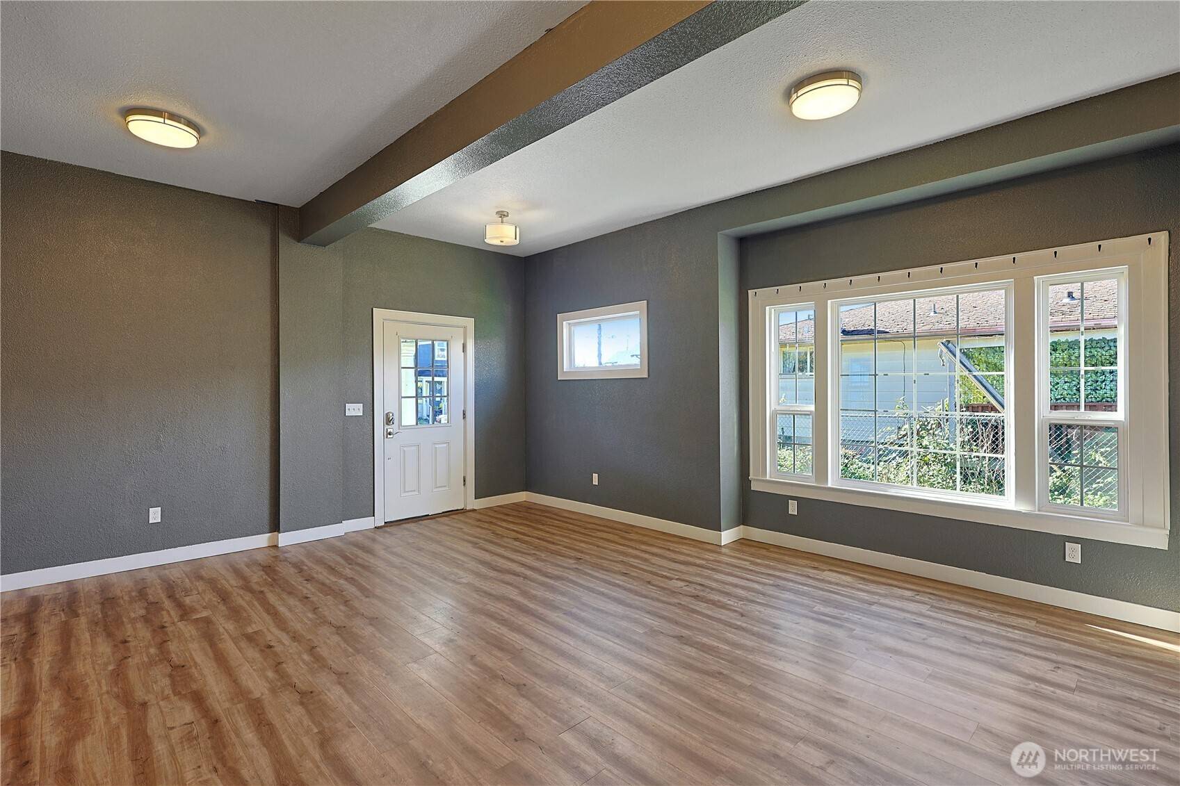 Chehalis, WA 98532,277 SW Lewis ST