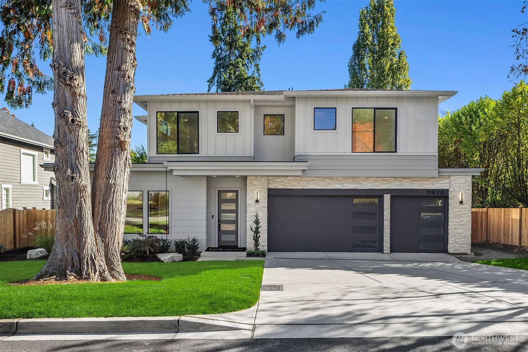 Bellevue, WA 98006,3976 154th AVE SE