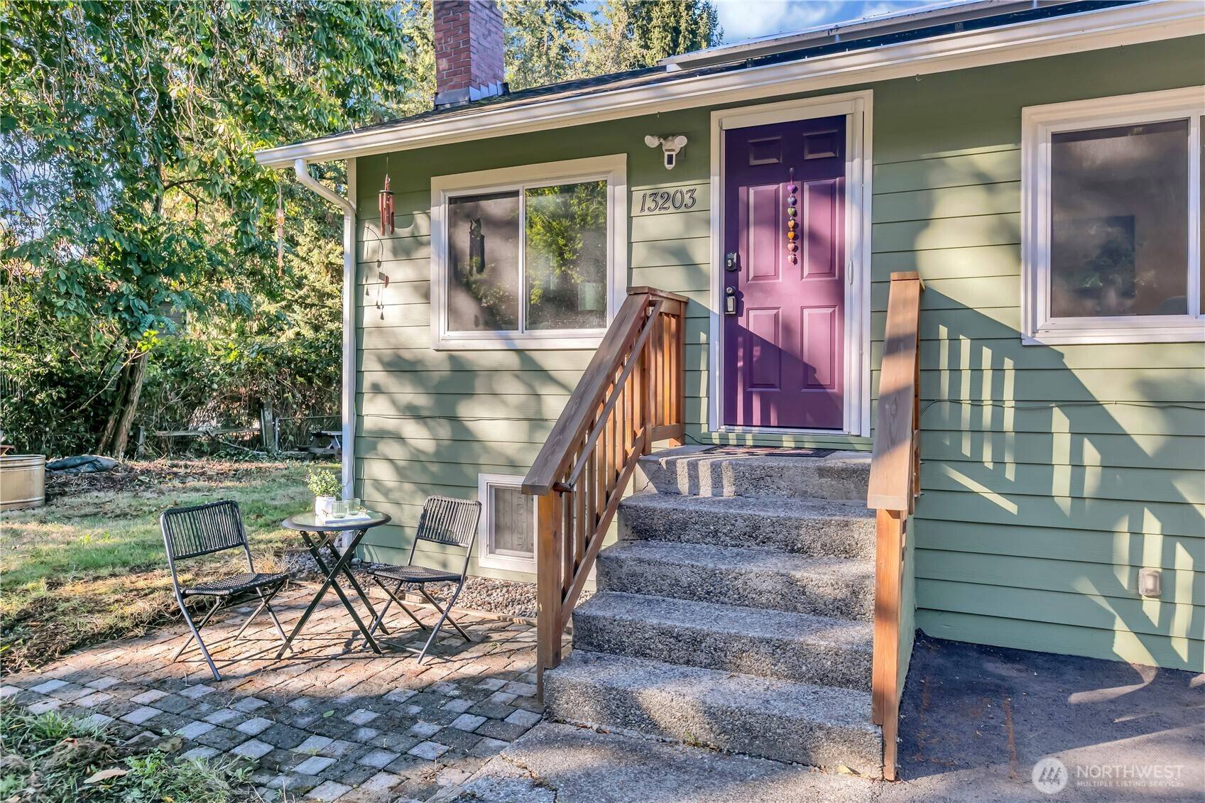 Burien, WA 98168,13203 10th AVE S