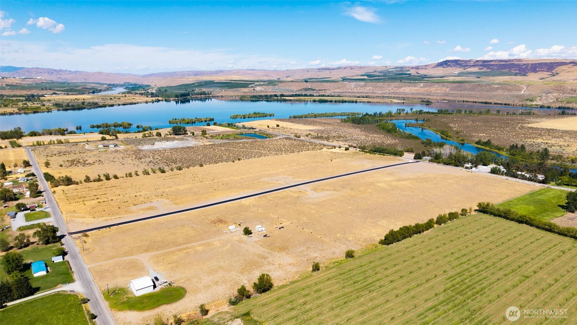 Brewster, WA 98812,2 Solitude LN