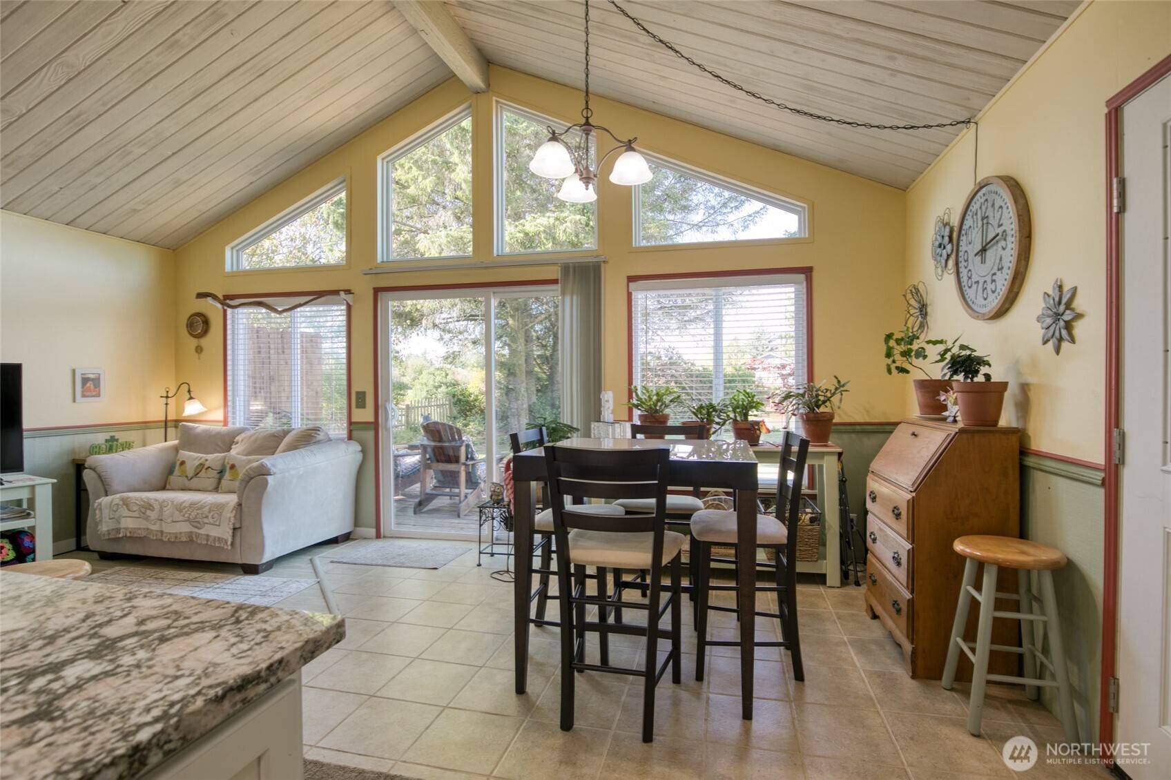 Ocean Shores, WA 98569,209 Canal DR SE