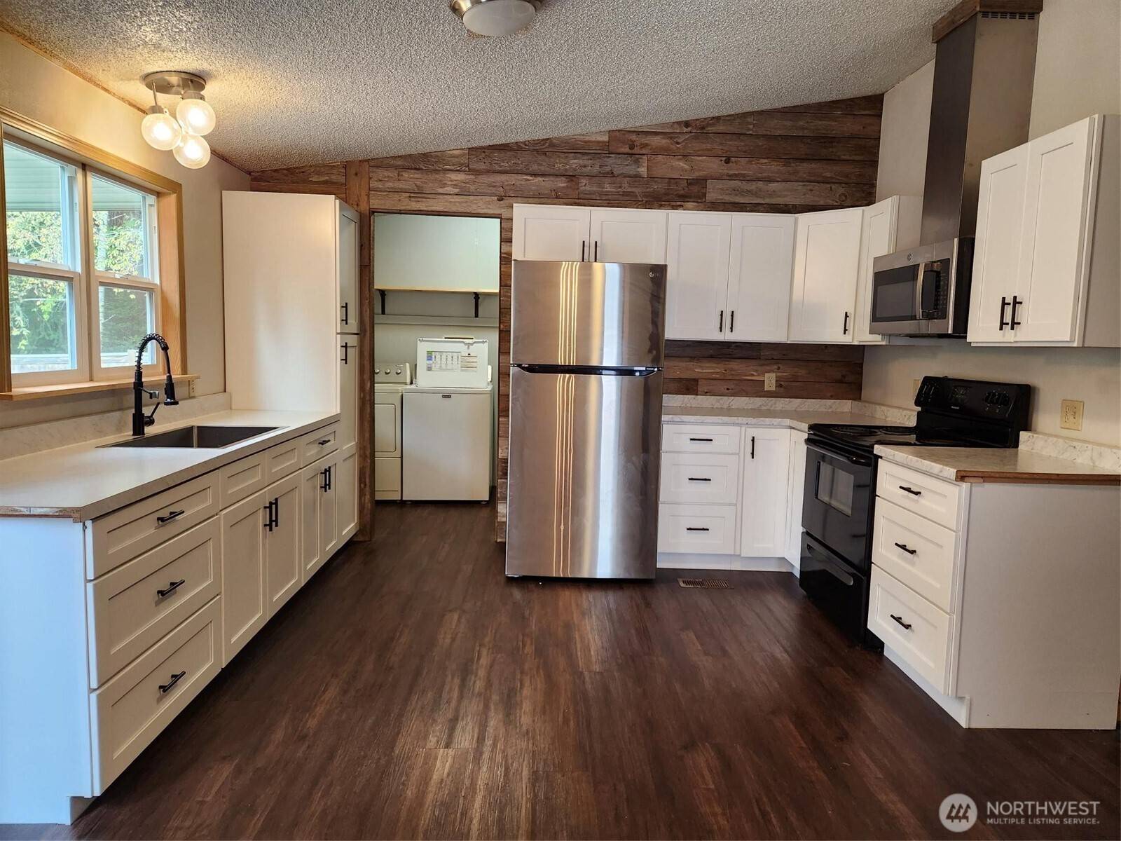 Shelton, WA 98584,241 E McLane DR