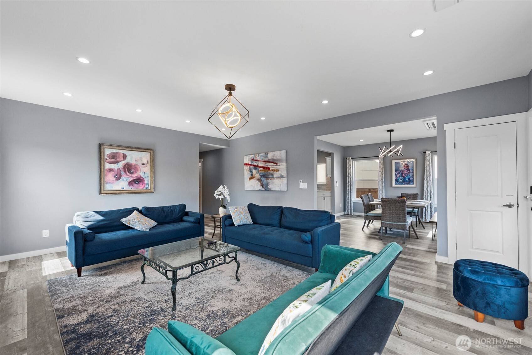 Seattle, WA 98103,6707 Aurora AVE N