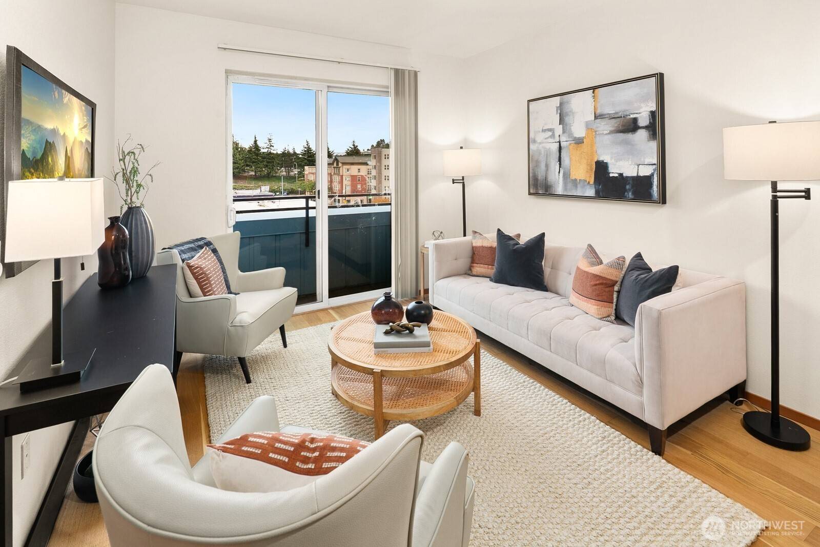 Seattle, WA 98104,668 S Lane Street #711