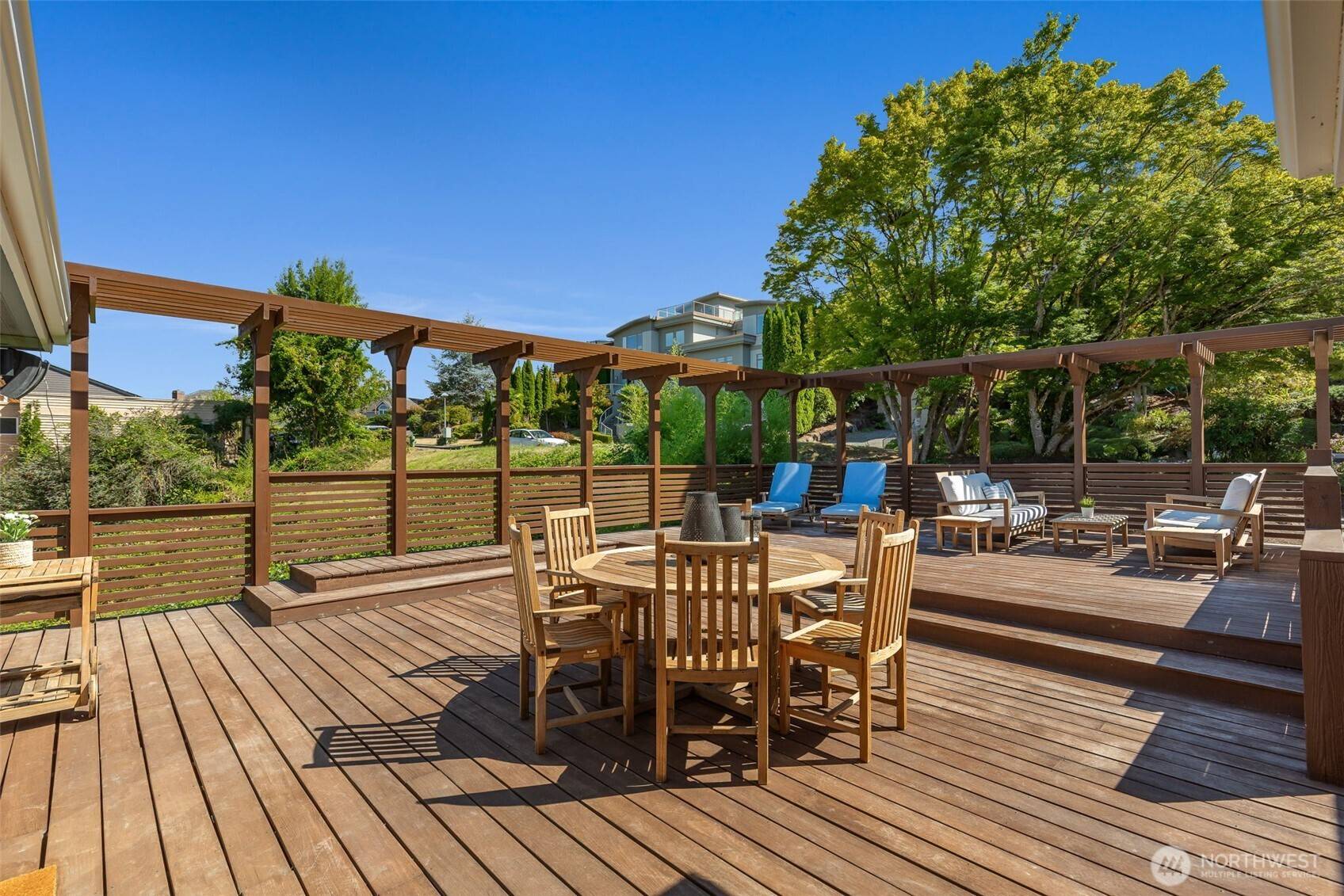 Seattle, WA 98115,4660 NE 89th ST