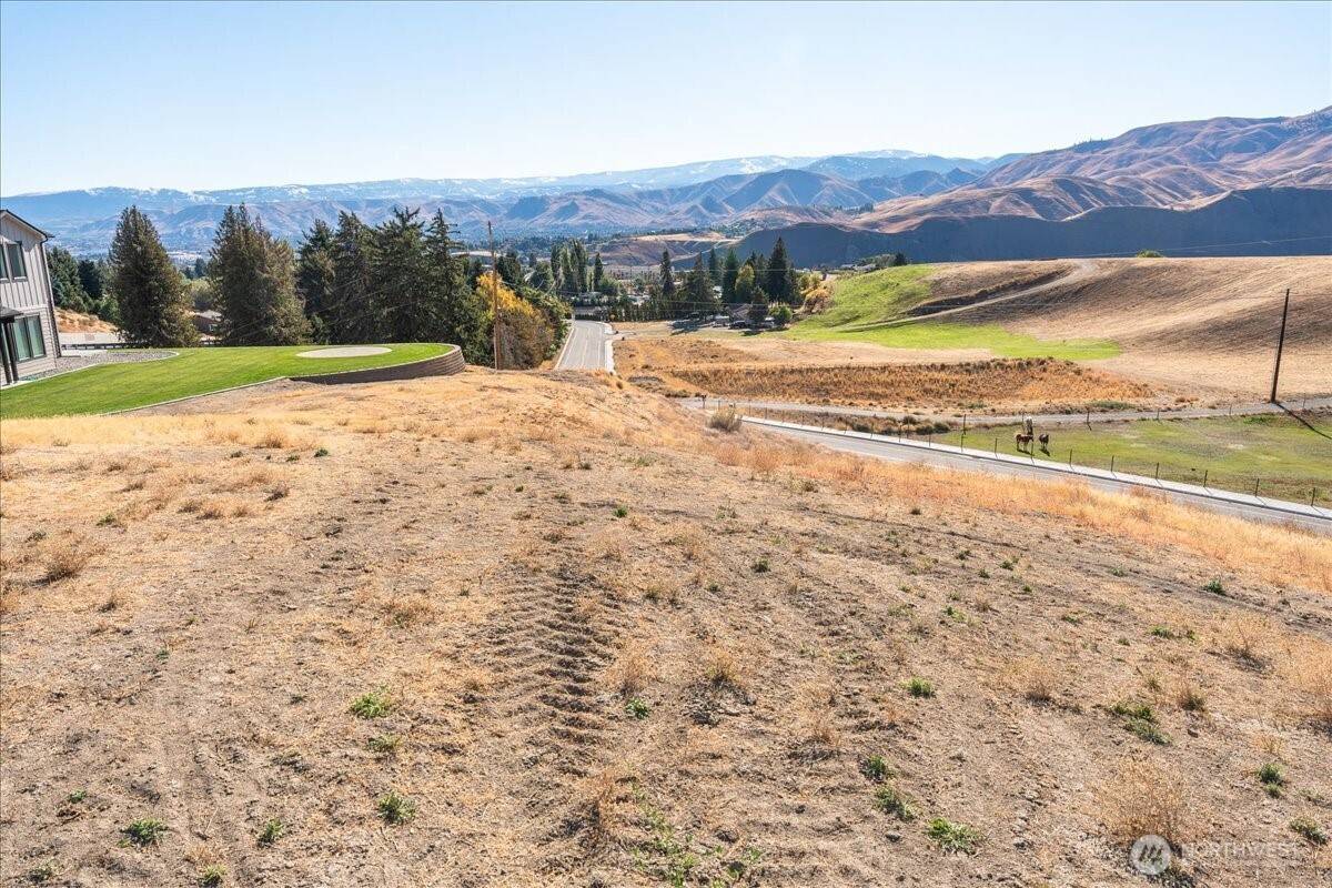 Wenatchee, WA 98801,21 Margaret LN