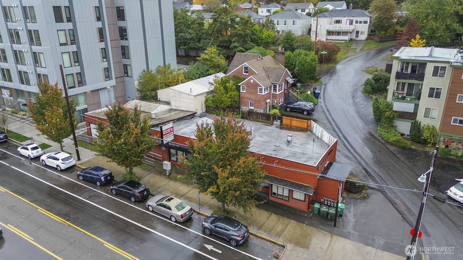 Seattle, WA 98103,9716 Greenwood AVE N