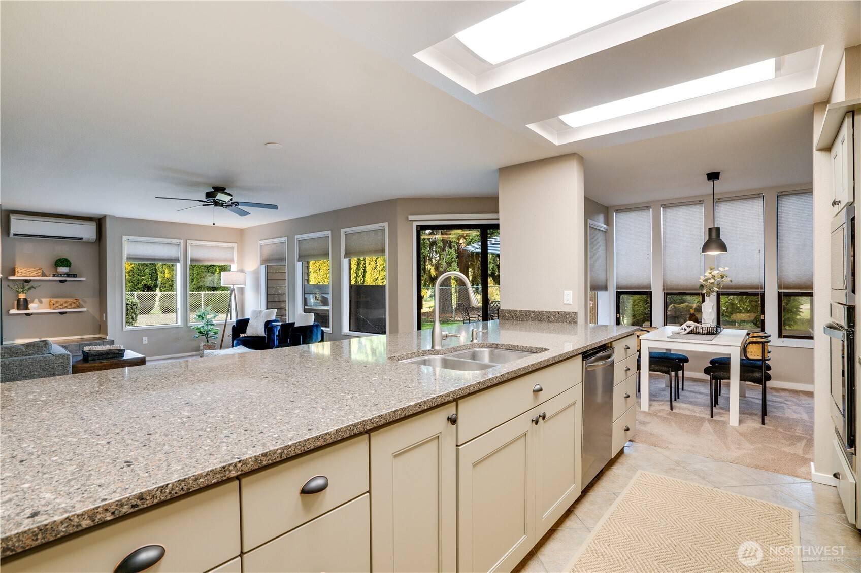 Tacoma, WA 98405,2651 S Cedar ST #501