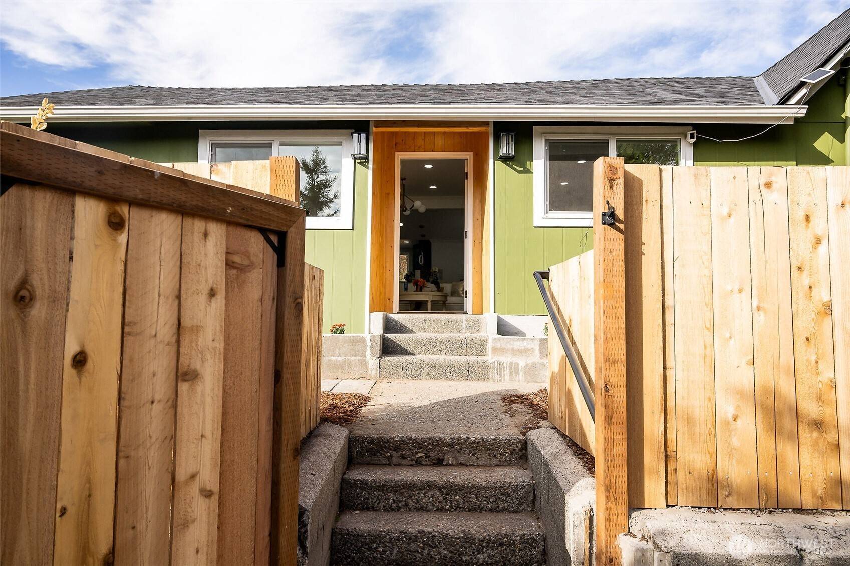 Tacoma, WA 98405,1255 S Grant AVE