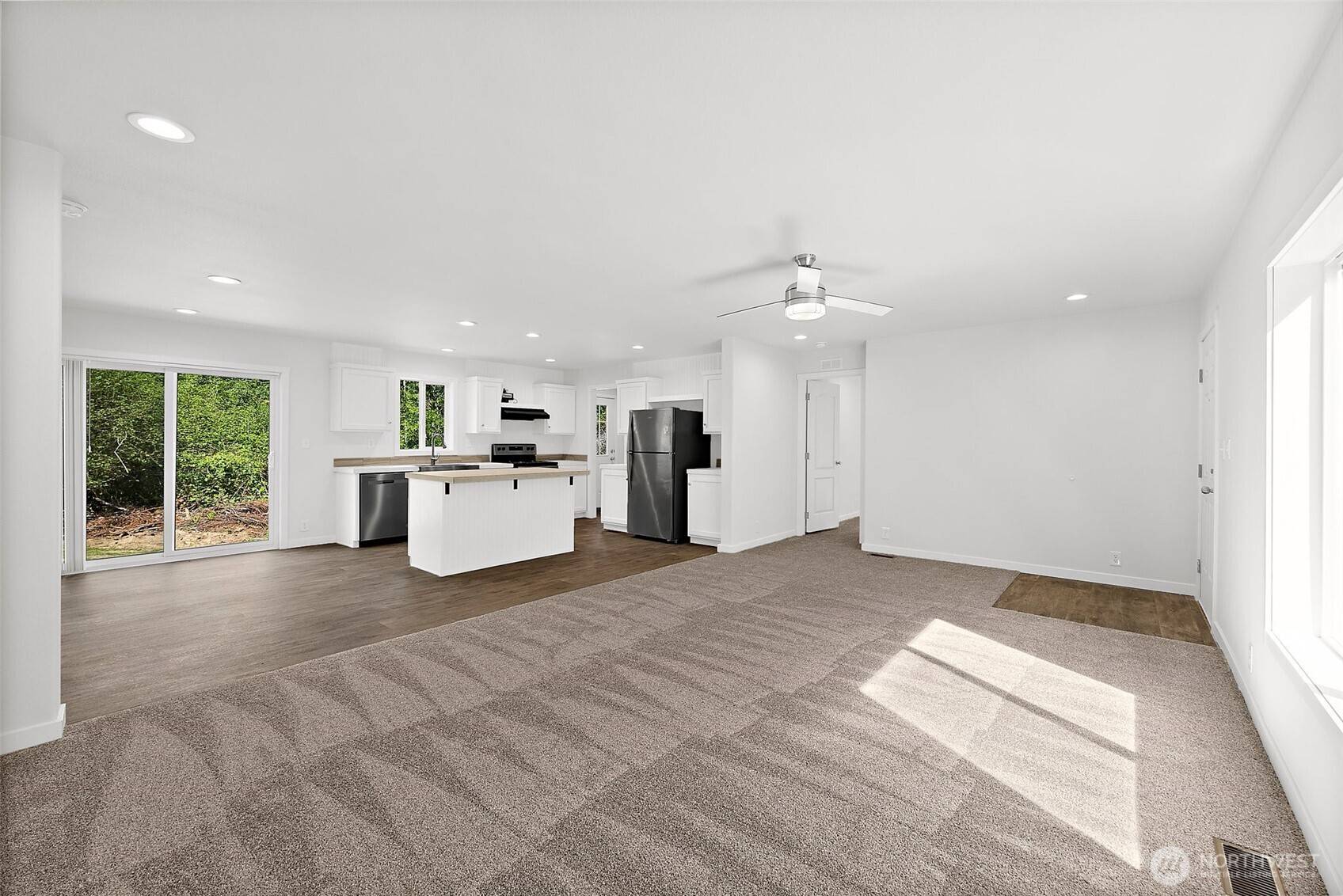 Gig Harbor, WA 98329,13916 140th AVE NW